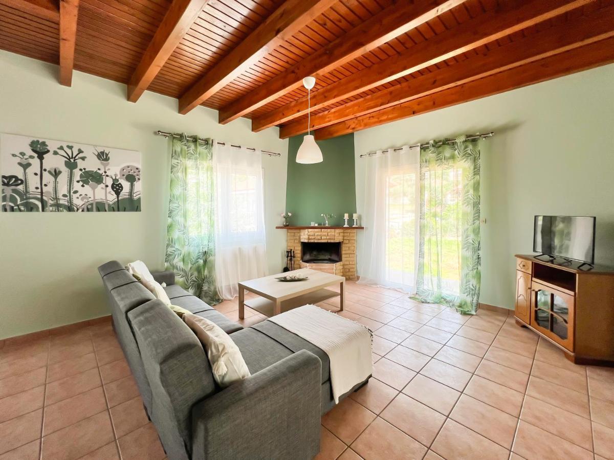 Edem Maisonette Parga Luaran gambar